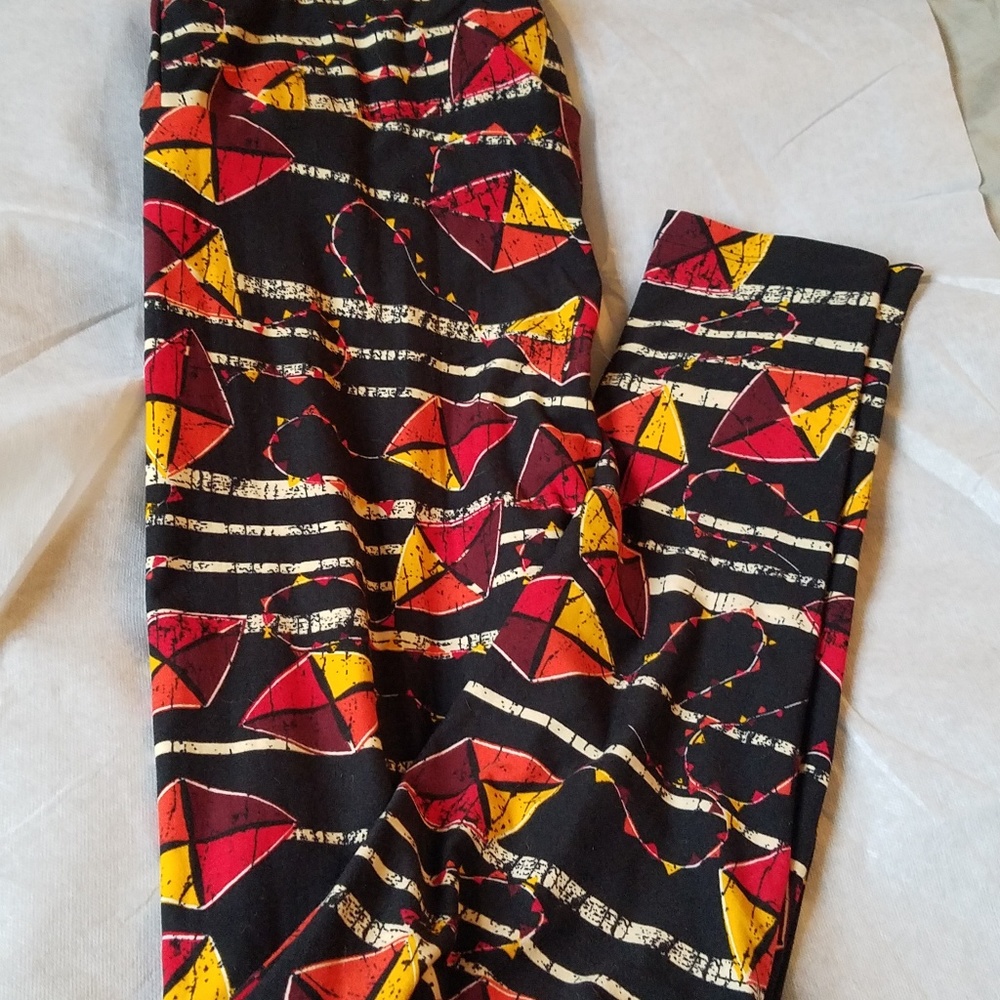 **final price** Lularoe TC leggings kites